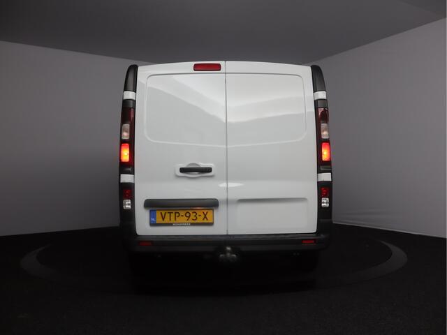 Renault TRAFIC 2.0 dCi 110 T30 L2H1 Générique | trekhaak