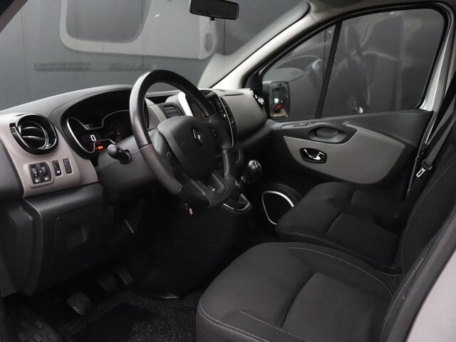 Renault TRAFIC Passenger 1.6 dCi Grand Authentique Energy | 9 PERS. | CRUISE | AIRCO | BLEUTOOTH |