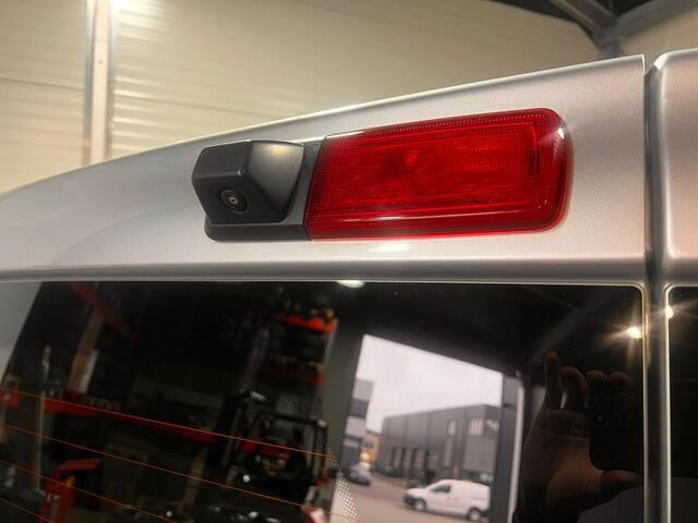 Renault TRAFIC 2.0 dCi 145 T29 L2H1 DC Comfort VVB438 BPM vrij! Benut nu nog uw voordeel!