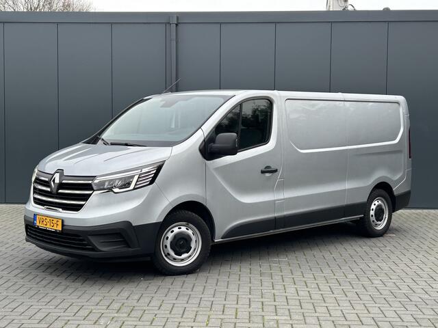 Renault TRAFIC 2.0 dCi / L2H1 / 24.451 KM !! / 1e EIG. / TREKHAAK / AIRCO / CRUISE / BLUETOOTH / 3-ZITS