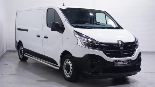 Renault TRAFIC 2.0 dCi 120 pk L2H1 Navi, Trekhaak Airco, Cruise Control, Laadruimte Pakket, PDC achter 3-Zits