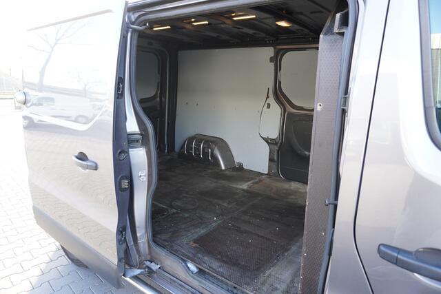 Renault TRAFIC 2.0 dCi 145PK L2 Automaat EURO 6 - Airco - Navi - Cruise - ¤ 13.950,- Excl.