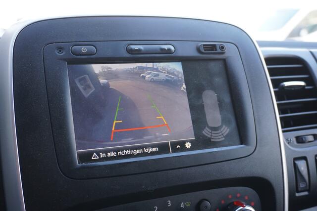 Renault TRAFIC 2.0 dCi 145PK L2 Automaat EURO 6 - Airco - Navi - Cruise - ¤ 13.950,- Excl.