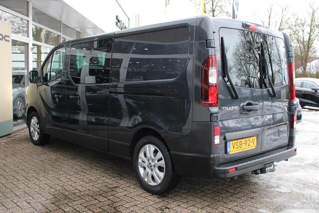 Renault TRAFIC 2.0 dCi 130 T29 L2H1 DC Business | Trekhaak | Navigatiesysteem | Cruise control | Achterruitrij camera | Tweede schuifdeur | Dubbel Cabine