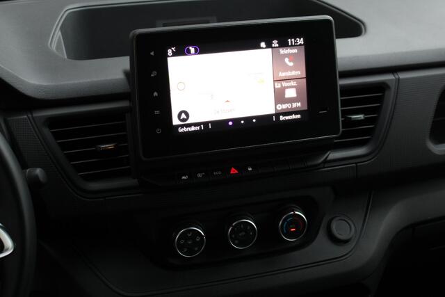 Renault TRAFIC 2.0 dCi 130 T29 L2H1 DC Business | Trekhaak | Navigatiesysteem | Cruise control | Achterruitrij camera | Tweede schuifdeur | Dubbel Cabine