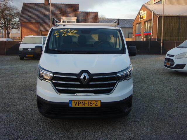 Renault TRAFIC 2.0 dCi Trekhaak navigatie 41359 km Imperiaal L2 bj 22