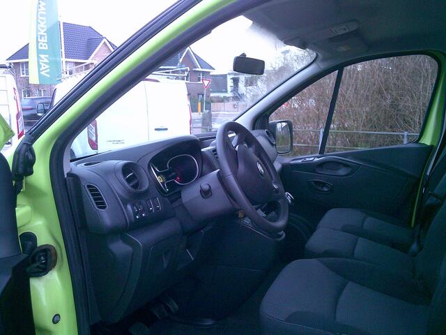 Renault TRAFIC 1.6 dCi 95 T29 L2H1 Comfort VOORZIEN VAN AIRCO+CRUISE+TREKHAAK !!!