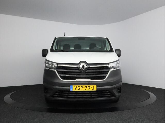 Renault TRAFIC 2.0 dCi 110 T30 L2H1 Générique | trekhaak