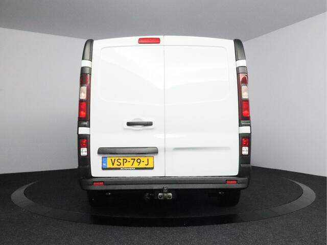 Renault TRAFIC 2.0 dCi 110 T30 L2H1 Générique | trekhaak