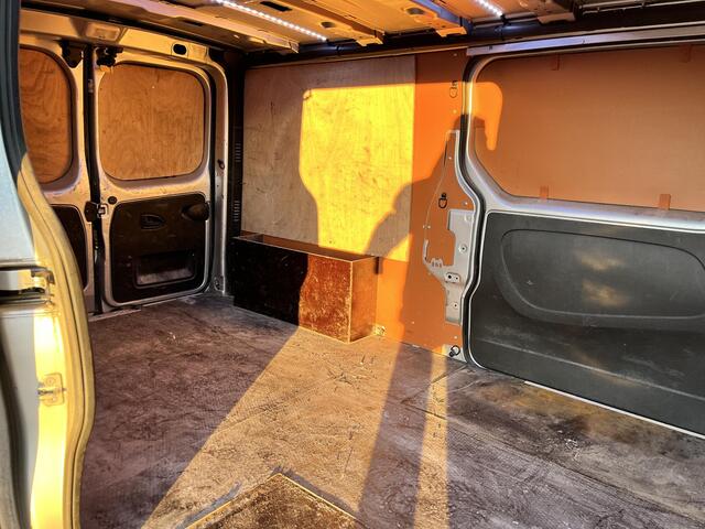 Renault TRAFIC 2.0 dCi 145 T29 L2H1 Luxe Cruise, camera, trekhaak