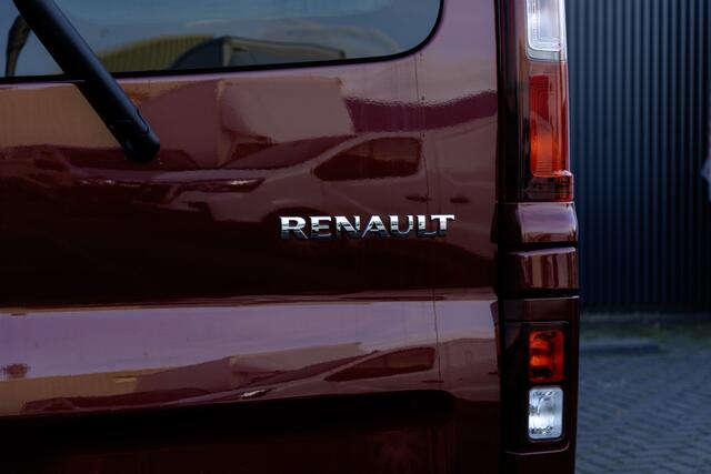 Renault TRAFIC Renault Trafic Blue dCi 150PK | L2H1 | 9-Zits | EX BTW/BPM | LED | Camera | Navi | Zijschuifdeur R+L | Cruise | Airco | PDC | Euro 6