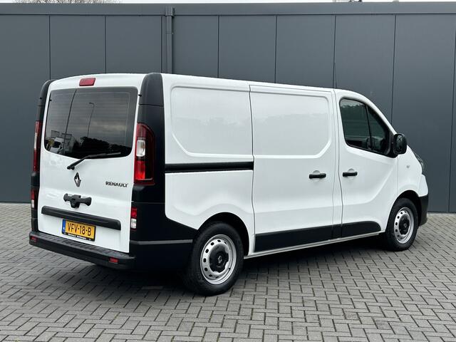 Renault TRAFIC 1.6 dCi / L1H1 / 1e EIGENAAR / ACHTERKLEP / INRICHTING / AIRCO / CRUISE / BLUETOOTH / 3-ZITS / 6 BAK