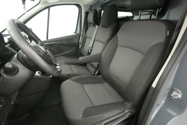 Renault TRAFIC 2.0 dCi 150PK L2H1 | Aut. | Airco | Cruise | 3 Zits | Trekh. | Stoelverw. | Parkeersens.