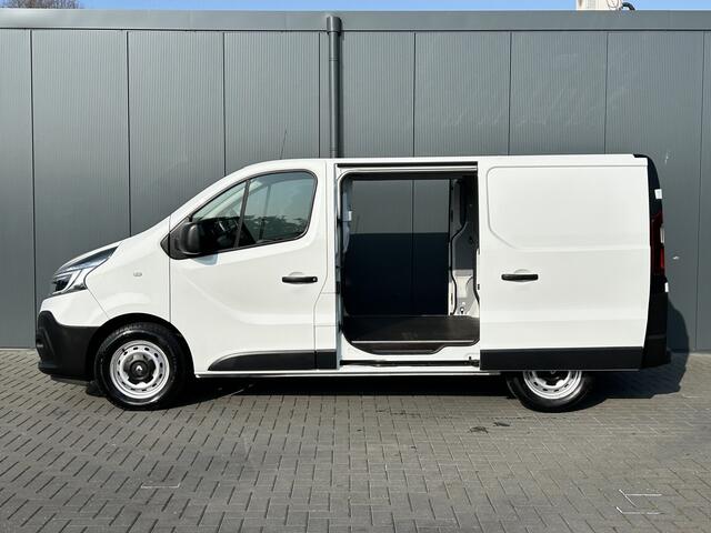 Renault TRAFIC 2.0 dCi 120 PK / L1H1 / 1e EIG. / 80.067 KM !! / 2x SCHUIFDEUR / TREKHAAK / AIRCO / CRUISE / NAVI