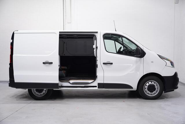 Renault TRAFIC 2.0 DCi 120 pk L1H1 Airco, Keyless Entry PDC achter, Laaduimte pakket, Slechts 42 dkm !!