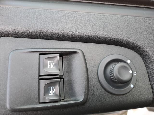 Renault TRAFIC 125 Pk Comfort energy Luxe dub. cab. 2x schuifdeur Navi-trekhaak