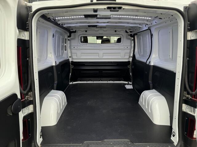 Renault TRAFIC 2.0 D 130pk L1H1 Apple/Android - camera - sensoren v/a/z - trekhaak - All season banden