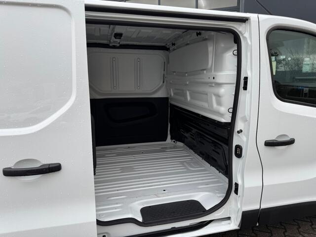 Renault TRAFIC 2.0 D 130pk L1H1 - stoelverwarming - camera - trekhaak - geen airco