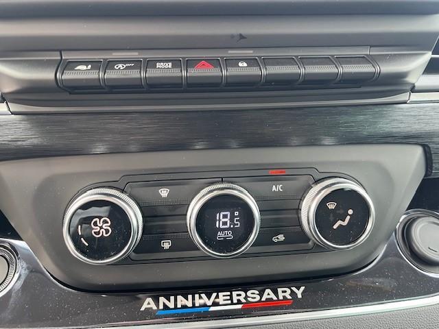 Renault TRAFIC 2.0 Blue dCi 170 DC T30 L2H1 Anniversary | BPM vrij | Direct leverbaar | Navigatie | Camera |