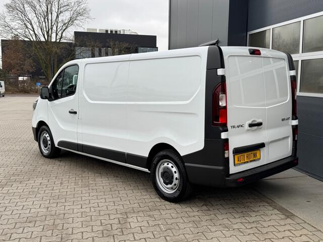 Renault TRAFIC 2.0D 130 pk L2 H1 Navi - Apple/Android - camera - all season banden - nieuw!!