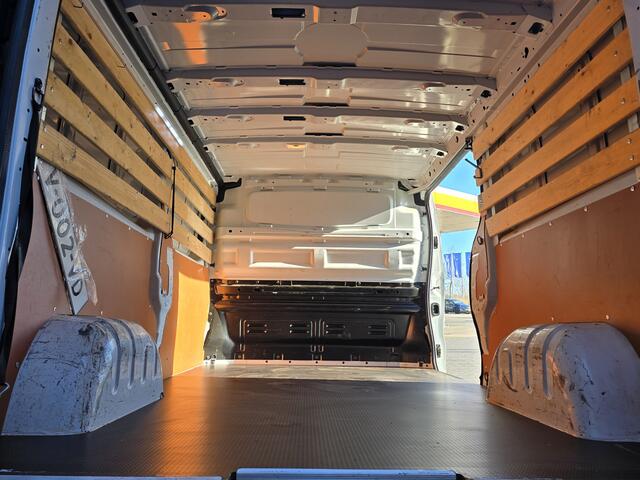 Renault TRAFIC 1.6 dCi T29 L2H1 Comfort ex. BTW | Airco | Camera | Cruise Control | Houten laadvloer | 2000 kg trekgewicht