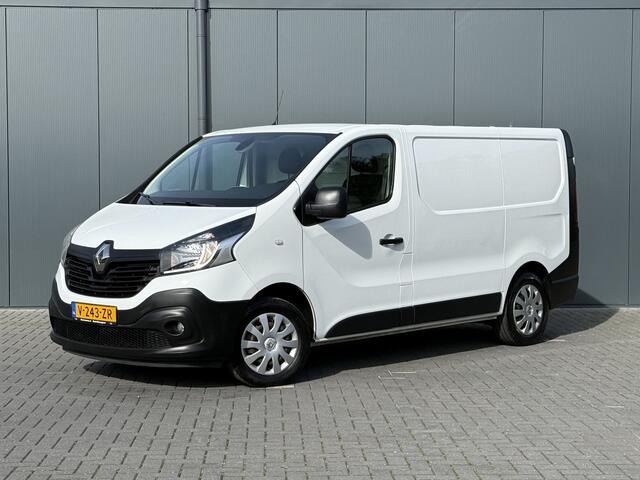Renault TRAFIC 1.6 dCi 126 PK / L1H1 / 1e EIG. MOOIE BUS / ECC AIRCO / CRUISE / TREKHAAK / NAVI / CAMERA
