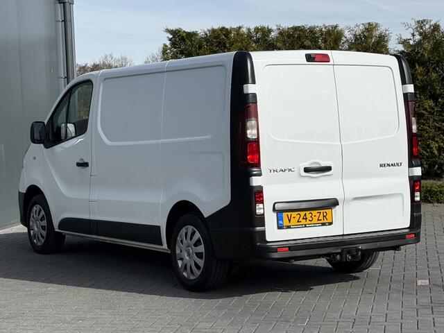 Renault TRAFIC 1.6 dCi 126 PK / L1H1 / 1e EIG. MOOIE BUS / ECC AIRCO / CRUISE / TREKHAAK / NAVI / CAMERA