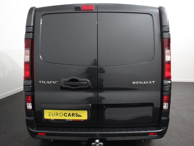 Renault TRAFIC 2.0 Blue dCi 150 Automaat L2H1 Adv. Dubbele Cabine Navigatie Airco Lichtmetalen velgen Betimmering Trekhaak Camera Parkeer sensoren Dab