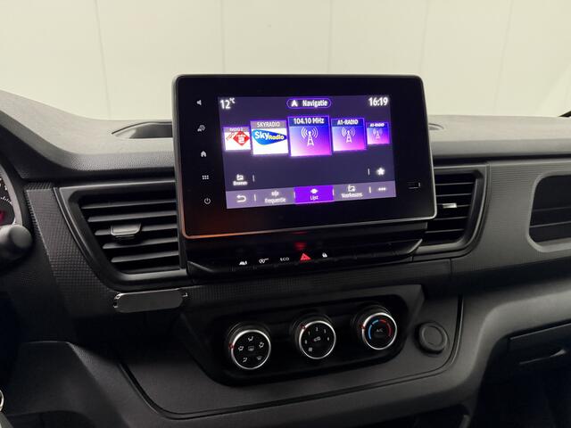 Renault TRAFIC 2.0DCi Lang Work Edition Dubbele Cabine | 6-Persoons | Multimedia | Navigatie | Airco | Cruise
