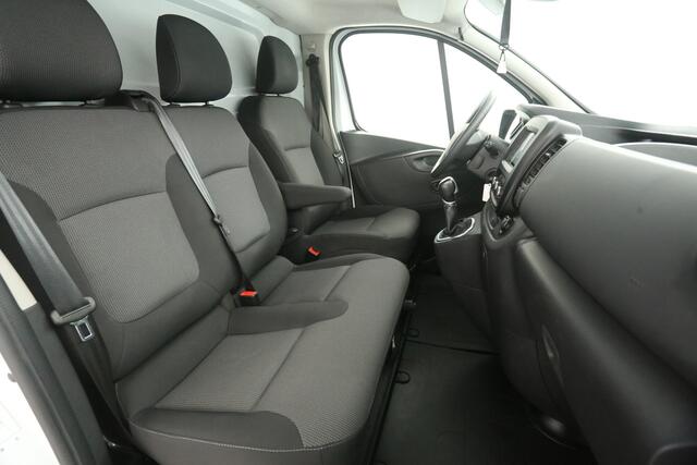 Renault TRAFIC 2.0 DCI L2H1 | Automaat | Airco | Cruise | Camera | 3 Zits | Trekhaak | Stoelverw.
