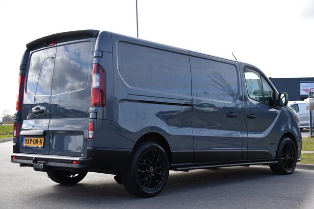 Renault TRAFIC 2.0 Blue dCi 170 T30 L2H1 Black Edition FULL OPTIONS! Adaptieve Cruise, Camera, Carplay, 170pk, Stoelverwarming, Trekhaak, LED, Automaat, Uniek!