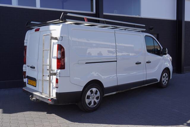 Renault TRAFIC 2.0 dCi 110PK L2 EURO 6 - Airco - Cruise - Trekhaak - ¤ 15.900,- Excl.