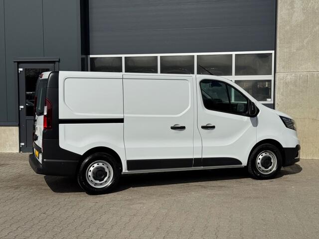 Renault TRAFIC 2.0D 150pk L1H1 Automaat - Achterklep met ruit - Navi - Apple/Android - camera - All season