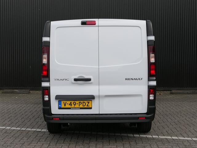 Renault TRAFIC 2.0 dCi 130 T30 L2H1 Comfort - Nieuw! - Betimmering laadruimte - Camera - Keyless entry/start