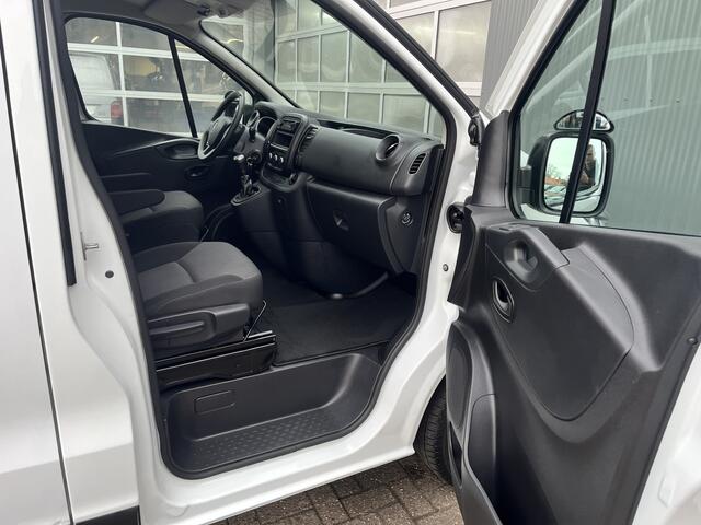 Renault TRAFIC 2.0 dCi L1H1 120pk Airco Cruise controle Kastinrichting Trekhaak 2000kg trekgewicht 2-Persoons 1e eigenaar Euro 6 Dealer onderhouden