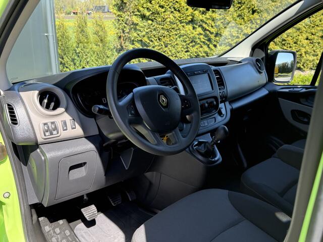 Renault TRAFIC 1.6 dCi / L1H1 / 1e EIG. / TREKHAAK / INRICHTING / AIRCO / CRUISE / NAVI / 3-ZITS