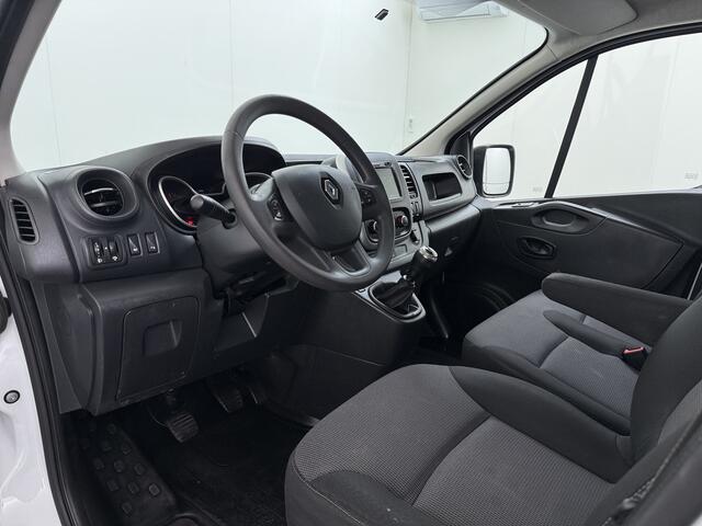 Renault TRAFIC 2.0dCi 120PK T29 L1H1 3-Persoons Navi Euro 6 Apple Carplay Android Auto Cruise Control Pdc Comfort Betonplex Vloer Wandbetimmering Schuifdeur Led Origineel Nederlandse Bus