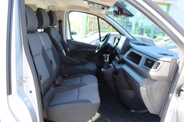 Renault TRAFIC 2.0 Blue 150Pk T29 L2H1 DC Black Edition 2x Schuifdeur | Automaat | 6 persoons