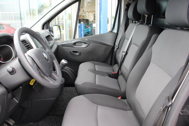 Renault TRAFIC 2.0 dCi 170 T29 L2H1 Comfort | Trekhaak | Sidebars | 18'' Lichtmetalen Velgen | Airco | Cruise Control |