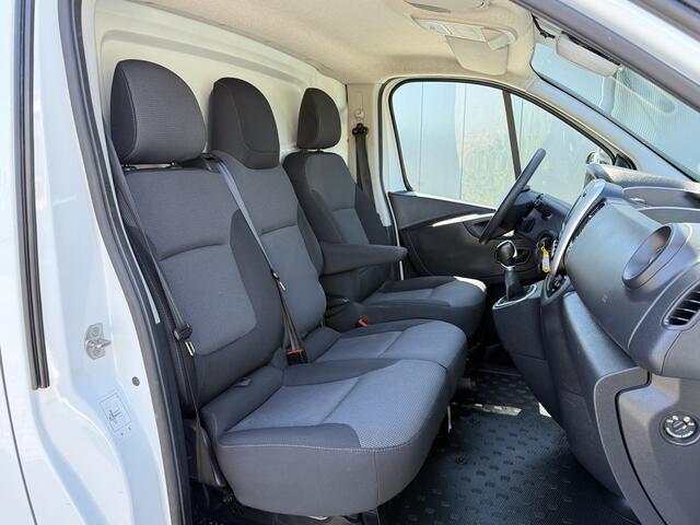 Renault TRAFIC 2.0 dCi 146 PK / AUTOMAAT / L1H1 / 1e EIG. / 2x SCHUIFDEUR / INRICHTING / CAMERA / 3-ZITS