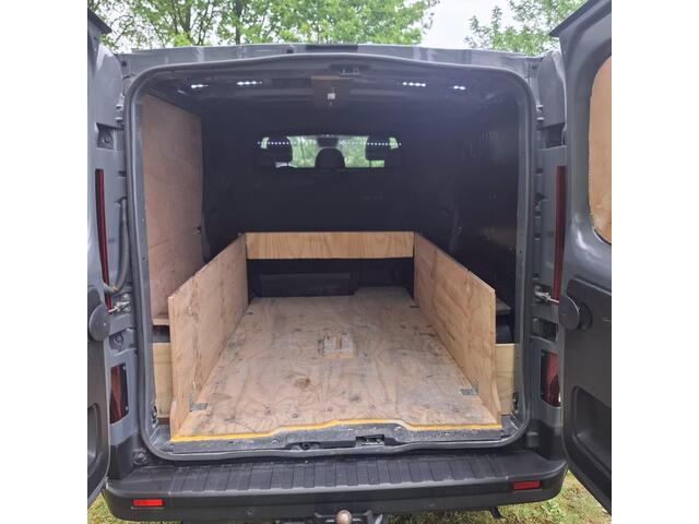 Renault TRAFIC 2.0 Blue dCi EDC 170 T29 L2H1 Extra DC