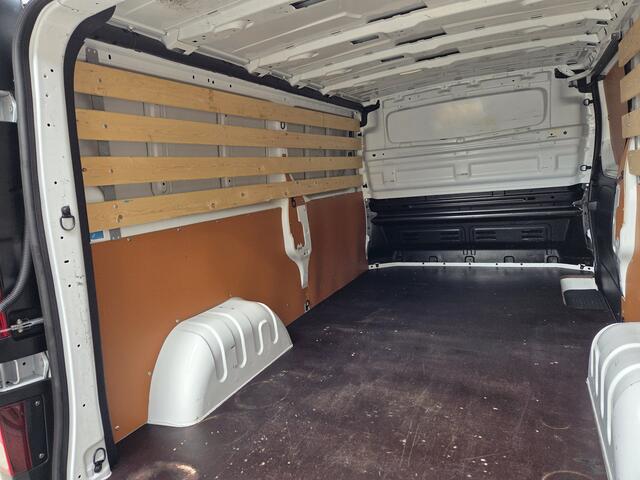 Renault TRAFIC 2.0 dCi Automaat 150 Pk - 107Kw L2 Comfort Airco Cruisecontrol Navigatie
