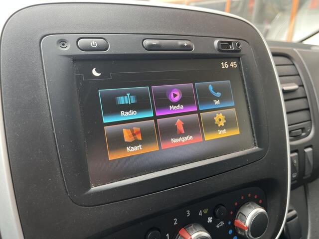Renault TRAFIC 2.0 dCi 120pk L2 Work Edition Lease ¤253p/m, 2x Schuifdeur, Trekhaak, Airco, Navi, PDC, Led, Cruise controle, Onderhoudshistorie aanwezig