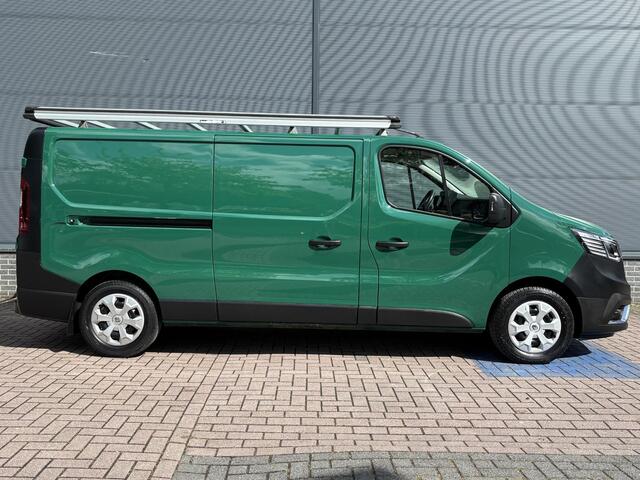Renault TRAFIC 2.0 dCi 130 T30 L2H1 Work Edition / Trekhaak / 2500 kg trekgewicht / Apple Carplay / Android Auto / Achteruitrijsensoren / Cruise Control / DAB Radio /