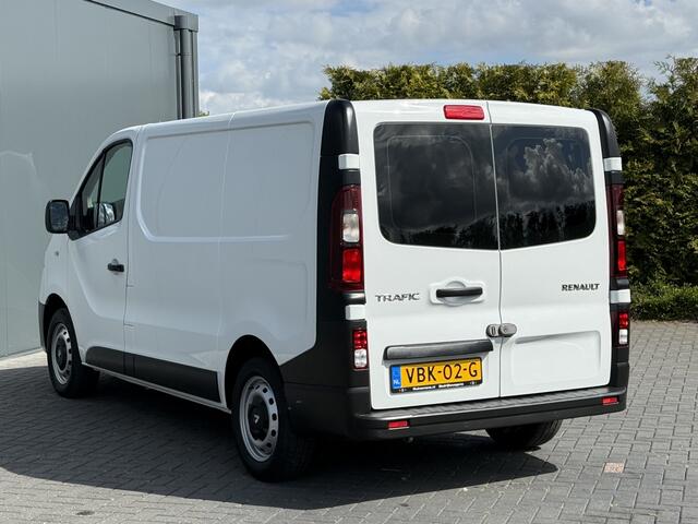 Renault TRAFIC 1.6 dCi / L1H1 / 1e EIGENAAR / AIRCO / CRUISE / NAVI / PARKEERSENSOREN / BLUETOOTH