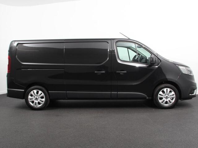 Renault TRAFIC 2.0 Blue dCi 150PK T30 L2H1 Advance Automaat Navigatie Airco Lichtmetalen velgen Betimmering Trekhaak Camera Parkeersensoren Dab