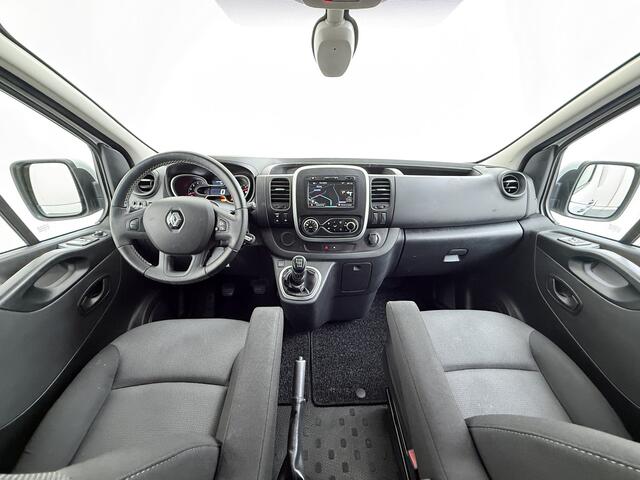 Renault TRAFIC 2.0 dCi 120 T29 L2H1 Dubbele Cabine Trekhaak Camera Navi Ecc Cruise Control Pdc DAB Business Euro 6 Betonplex Vloer Wandbetimmering Regen-Lichtsensor 2.000kg Trekgewicht 1e Eigenaar 5-Persoons