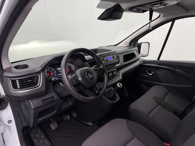 Renault TRAFIC 2.0DCi 130PK Lang Work Edition | Trekhaak 2500Kg | Airco | Cruise | 3-Zits | Betimmering