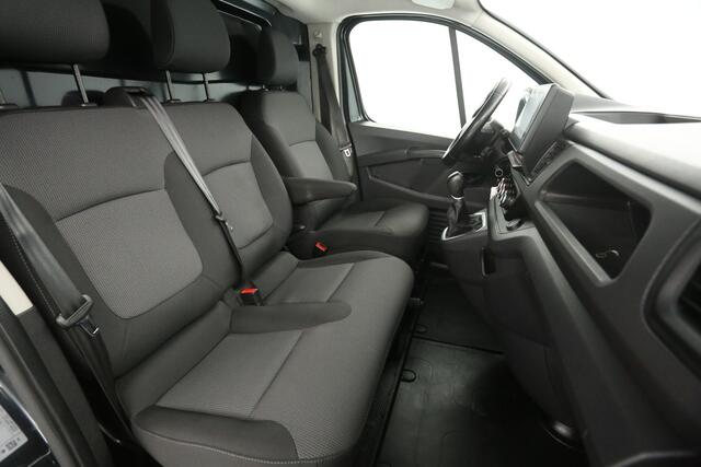 Renault TRAFIC 2.0 dCi 150PK L2H1 | Marge | Aut. | Airco | Camera | Cruise | 3 Zits | Trekhaak | Carplay | LED