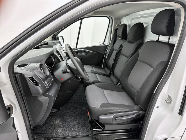 Renault TRAFIC 1.6 dCi 95 T29 L1H1 Comfort Schuifdeur L+R Led koplampen Navigatie Trekhaak Cruise control